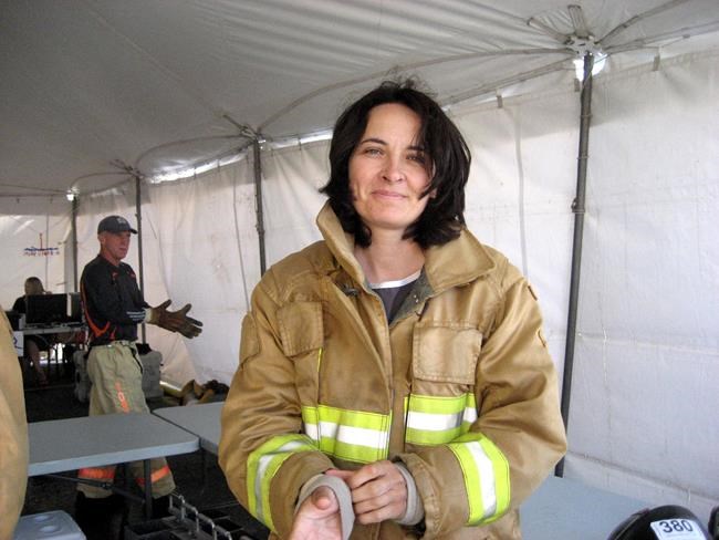 Former female firefighter says she is to get official apology for discrimination | iNFOnews.ca Former female firefighter says she is to get official apology for discrimination | iNFOnews.ca