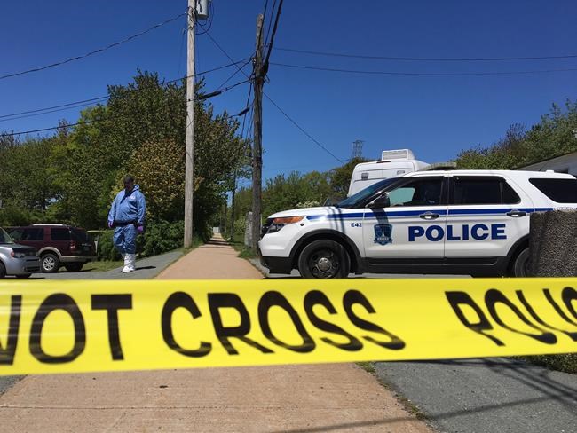 Police gathering evidence near path where 18-year-old woman found dying | iNFOnews.ca