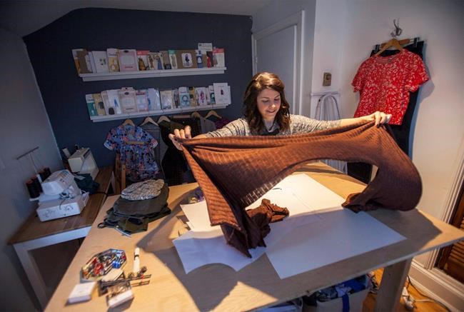 Slow fashion: Tired of ill-fitting clothes, woman makes 'head to toe' wardrobe | iNFOnews.ca