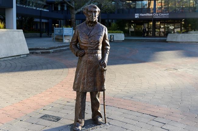 New Zealand city removes statue of its 'murderous' namesake | iNFOnews.ca CP1850230436