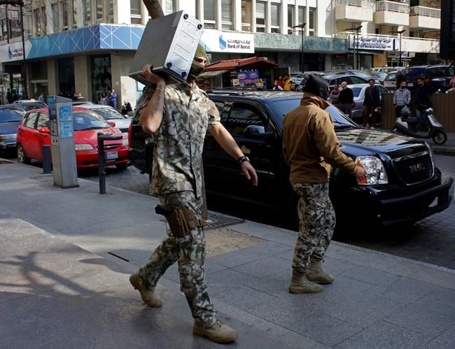 Lebanese security forces raid money transfer shops in Beirut | iNFOnews.ca