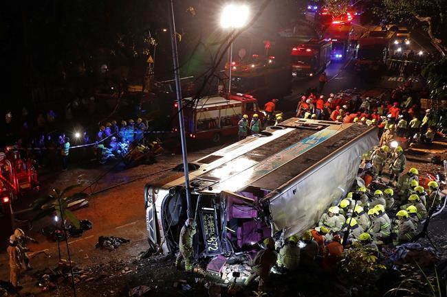 19 killed, dozens hurt in Hong Kong double-decker bus crash | iNFOnews.ca