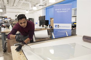 Tired of scraping ice of car windows? Meet Canadian startup Neverfrost | iNFOnews.ca CP31647767