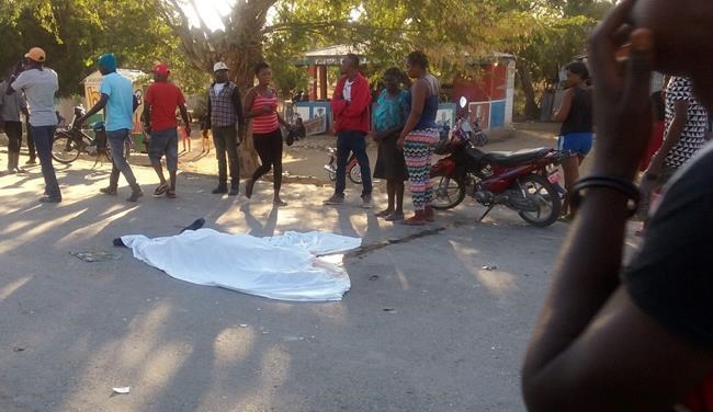 Bus runs into crowd in Haiti, killing at least 34 people | iNFOnews.ca