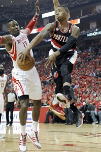 Howard has 22, Lin adds 21 off bench as Rockets avoid elimination with 108-98 win over Blazers | iNFOnews.ca