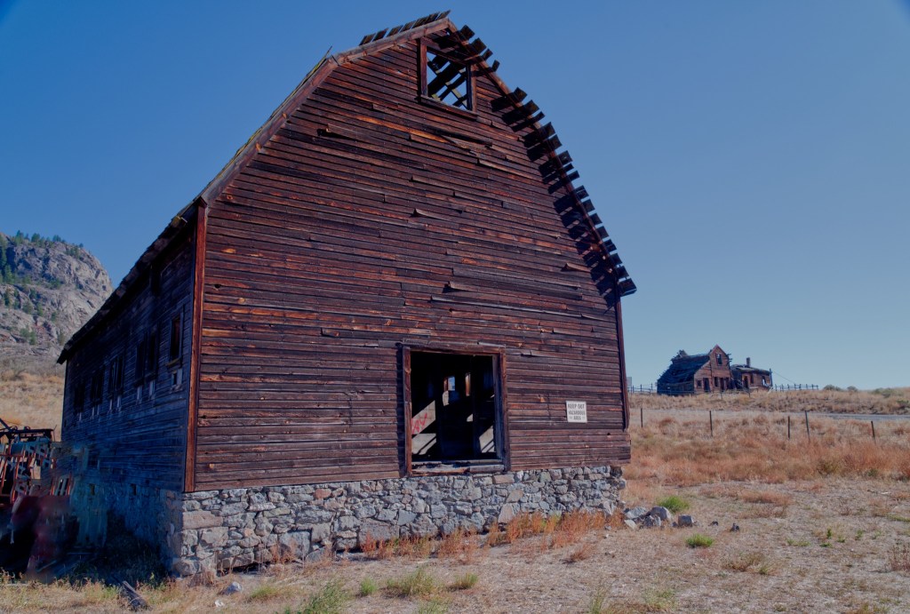iN PHOTOS: The story behind a decaying ranch in the South Okanagan | iNFOnews.ca iN PHOTOS: The story behind a decaying ranch in the South Okanagan | iNFOnews.ca