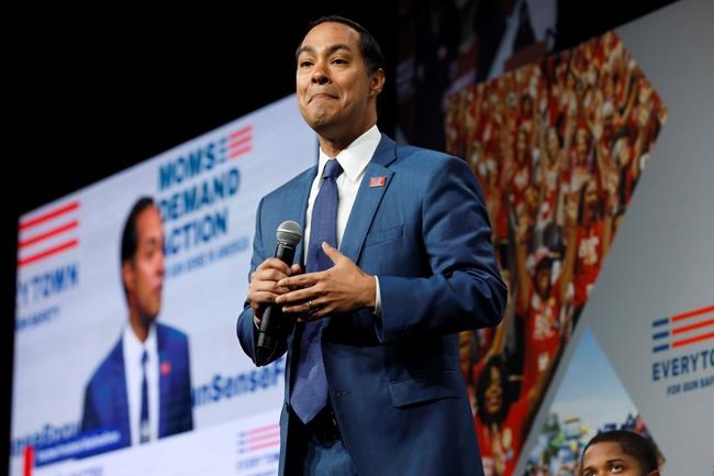 Democratic candidates blame Trump, NRA for inaction on guns | iNFOnews.ca Democratic candidates blame Trump, NRA for inaction on guns | iNFOnews.ca