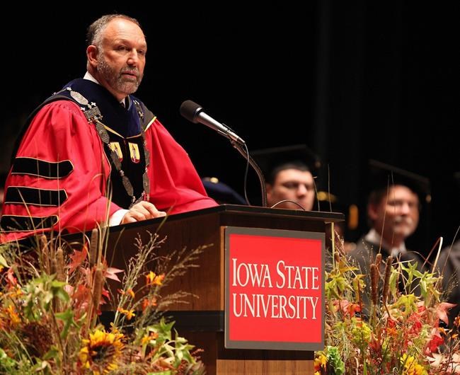 Iowa State president damaged school plane | iNFOnews.ca