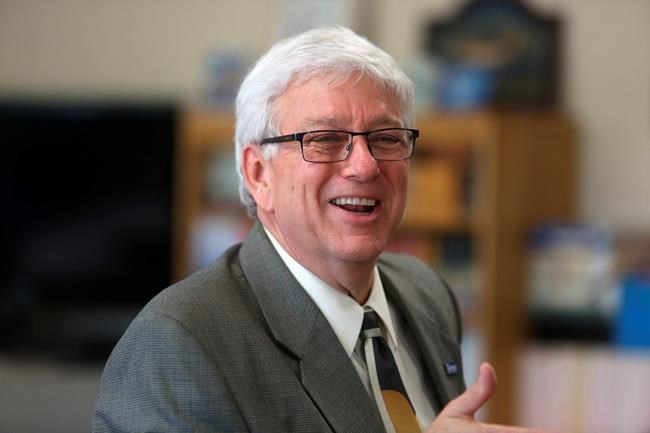Correction: Iowa Official-Tupac Emails story | iNFOnews.ca