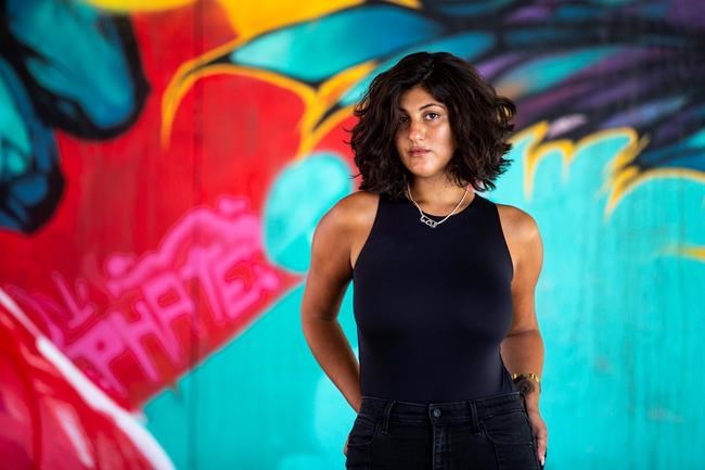 Prosecutor: No time for evidence against arrested reporter | iNFOnews.ca