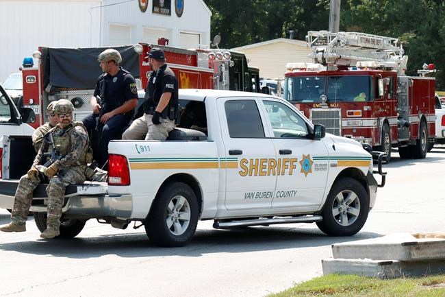 Police shootout in Iowa leaves 1 dead, another injured | iNFOnews.ca