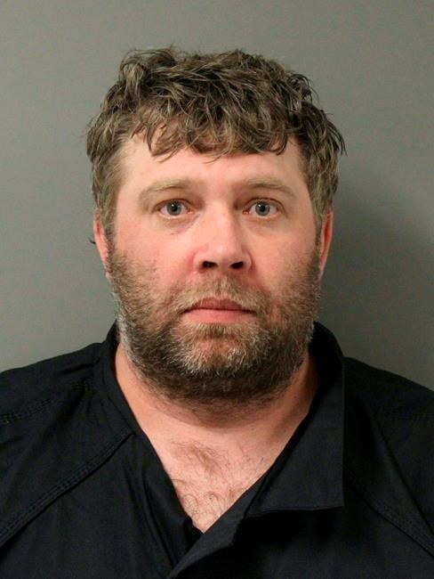 Mental tests ordered for man accused of killing Iowa pastor | iNFOnews.ca