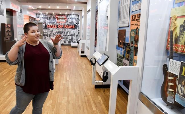Iowa Rock 'n' Roll Hall of Fame reopens in new spot | iNFOnews.ca CP1640084102