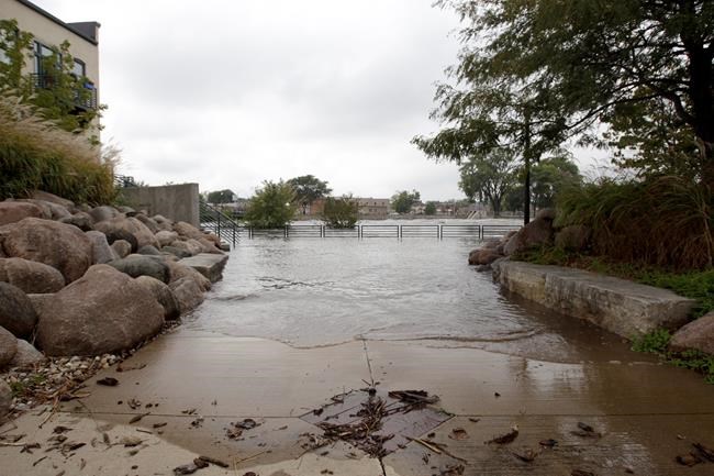 The Latest: About 100 homes in Palo, Iowa, evacuated | iNFOnews.ca The Latest: About 100 homes in Palo, Iowa, evacuated | iNFOnews.ca