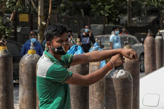 Impact of devastating Indian virus surge spreads to politics | iNFOnews.ca