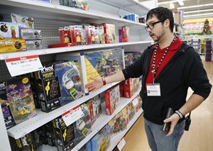 US business stockpiles rise at faster pace in December as sales growth slows | iNFOnews.ca CP27198032