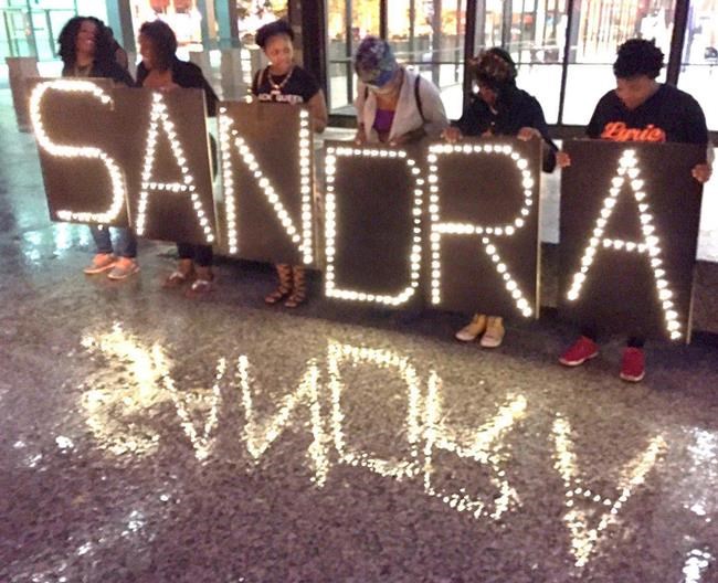 The Latest: Vigil marks anniversary of Sandra Bland death | iNFOnews.ca