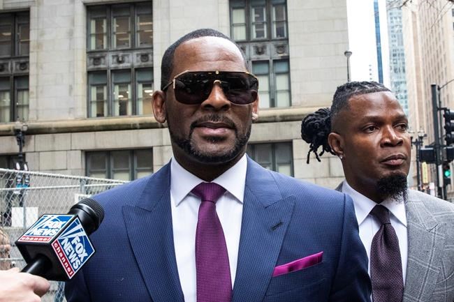 R. Kelly sex tapes: from duffel bag to national circulation | iNFOnews.ca