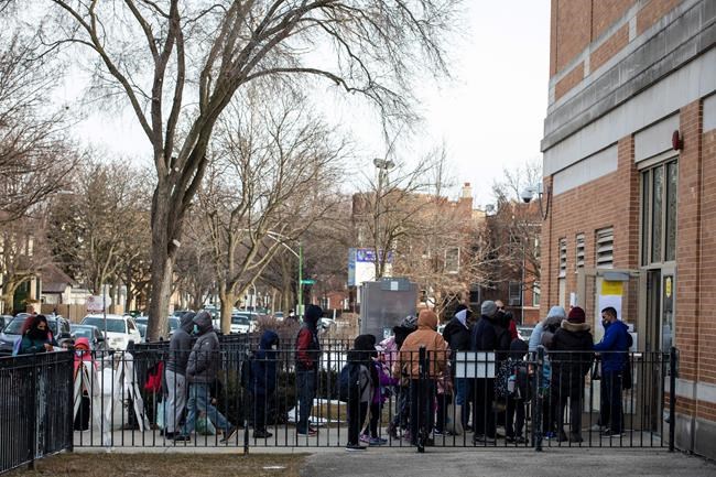 Chicago schools open doors to thousands more students | iNFOnews.ca Chicago schools open doors to thousands more students | iNFOnews.ca