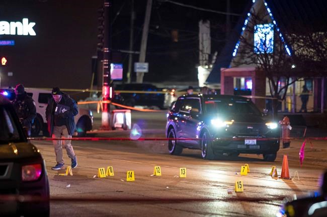 Cops: Chicago shooter who killed 3 posted social media rants | iNFOnews.ca Cops: Chicago shooter who killed 3 posted social media rants | iNFOnews.ca
