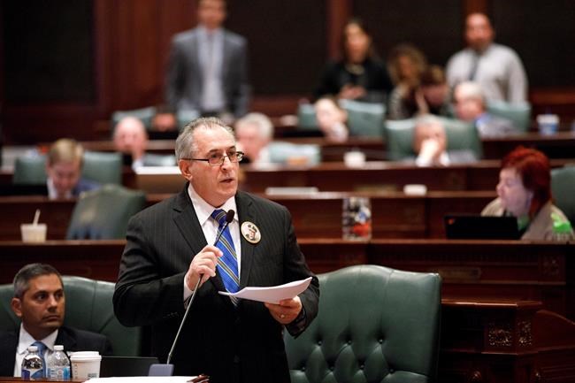 Lawmakers around US take action on gun-control bills | iNFOnews.ca