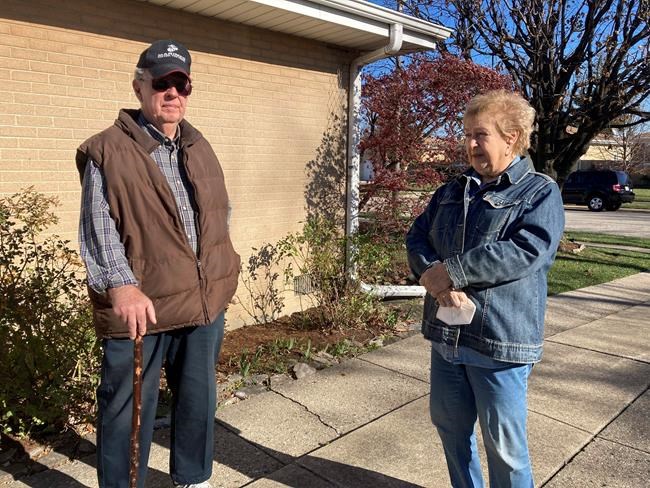 Illinois man, 81, uses antique walking stick to beat thieves | iNFOnews.ca Illinois man, 81, uses antique walking stick to beat thieves | iNFOnews.ca