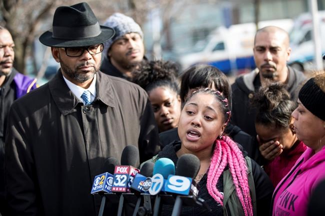 Amtrak officer charged with killing unarmed man in Chicago | iNFOnews.ca Amtrak officer charged with killing unarmed man in Chicago | iNFOnews.ca