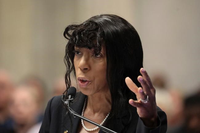 Chicago cops reluctantly testify against 1 of their own | iNFOnews.ca