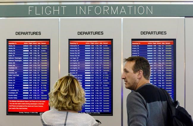 Latest Midwest snow wave delays flights, makes driving tough | iNFOnews.ca