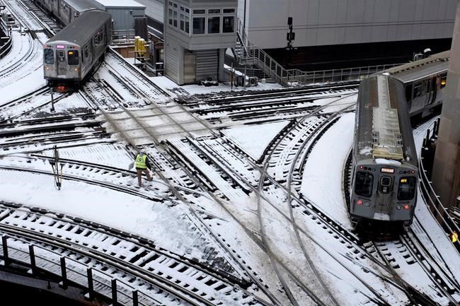 Heavy snow hitting parts of Midwest; dangerous cold coming | iNFOnews.ca CP327828147