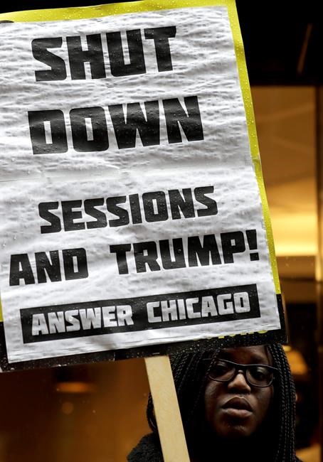Sessions says reforms of Chicago police could boost crime | iNFOnews.ca