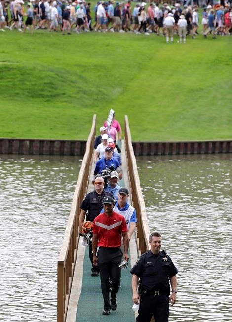 Thomas holds on to win BMW Championship | iNFOnews.ca