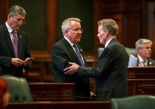Fed-up Illinois legislators head for the exit in big numbers | iNFOnews.ca