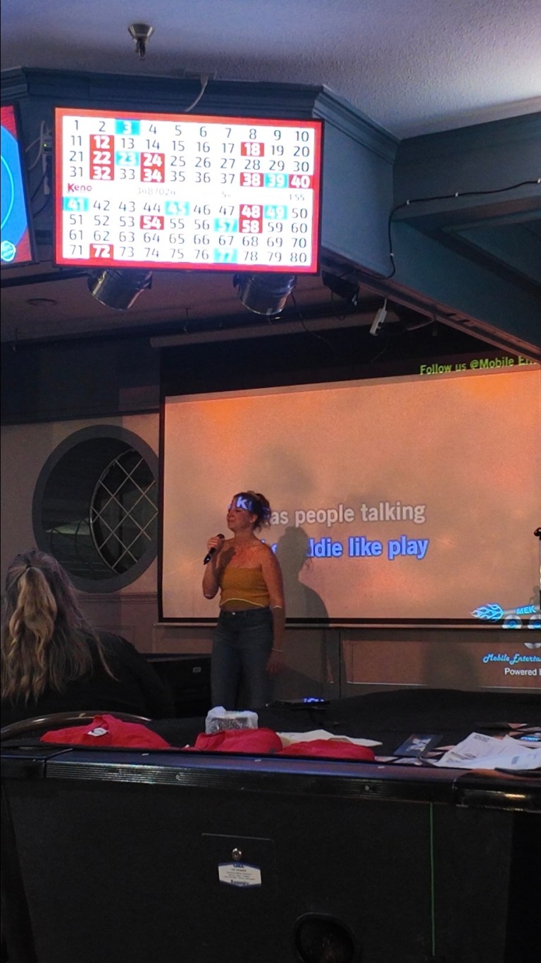 iN VIDEO: A night to remember at the pub star karaoke contest | iNFOnews.ca
