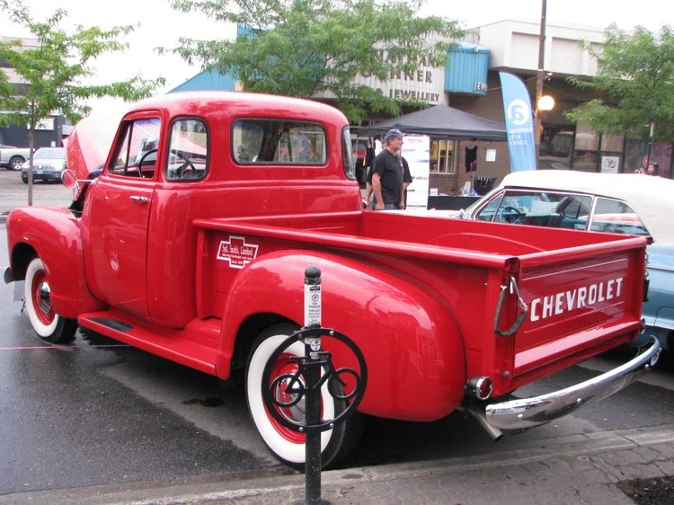 Hot Nite in the City Cruises Back to Kamloops with Classic Cars and Family Fun | iNwheels Hot Nite in the City Cruises Back to Kamloops with Classic Cars and Family Fun | iNwheels