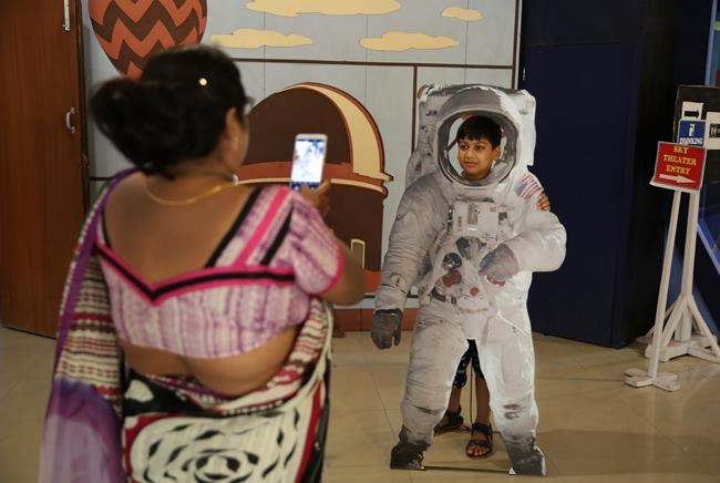 India prepares to land rover on moon in global space race | iNFOnews.ca CP1955558248