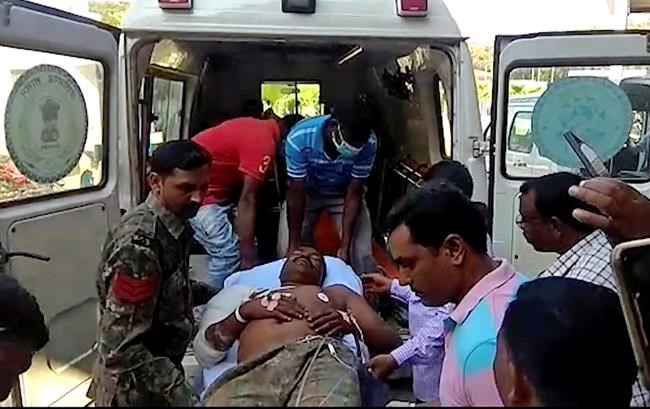 Rebels kill TV cameraman, 2 policemen in central India | iNFOnews.ca