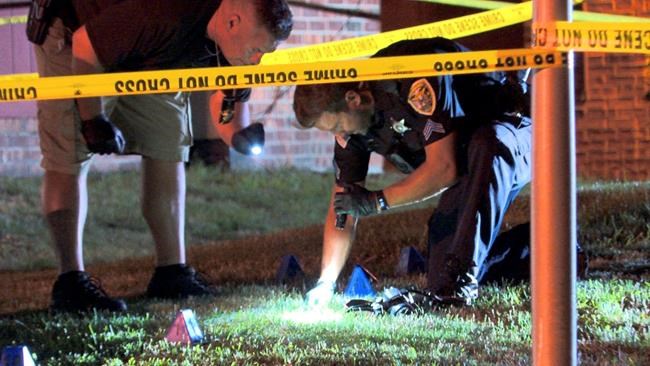 Girl, 2, critically wounded in northwestern Indiana shooting | iNFOnews.ca