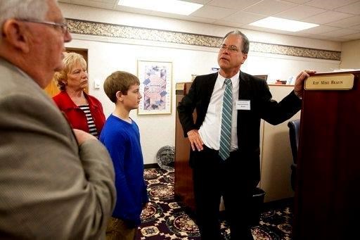 Little-known lawmaker spends heavily on Indiana Senate bid | iNFOnews.ca CP323433037