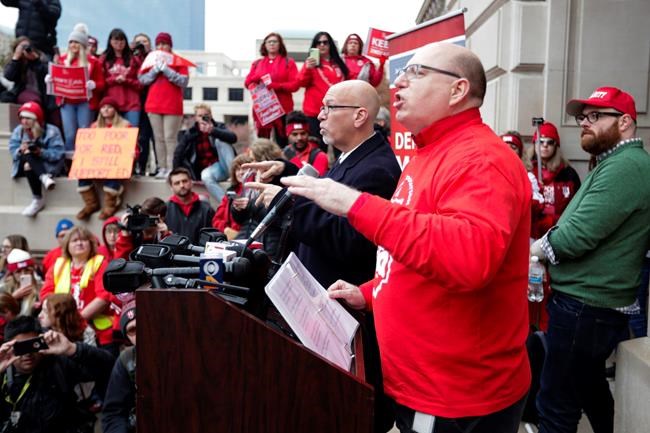 Thousands of teachers pack Indiana Statehouse for protest | iNFOnews.ca Thousands of teachers pack Indiana Statehouse for protest | iNFOnews.ca