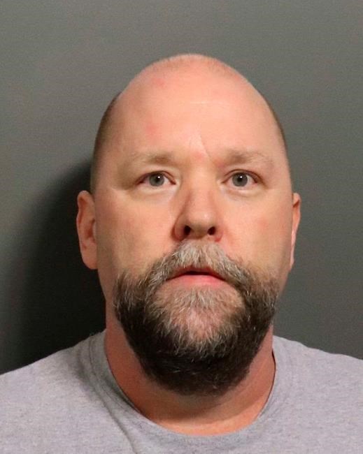 Kansas investigating massage therapist for female athletes | iNFOnews.ca