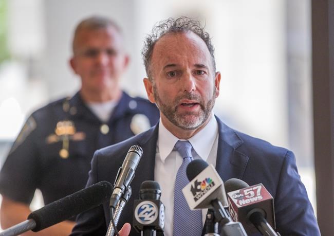 Prosecutor: Probe of black man's shooting won't be rushed | iNFOnews.ca