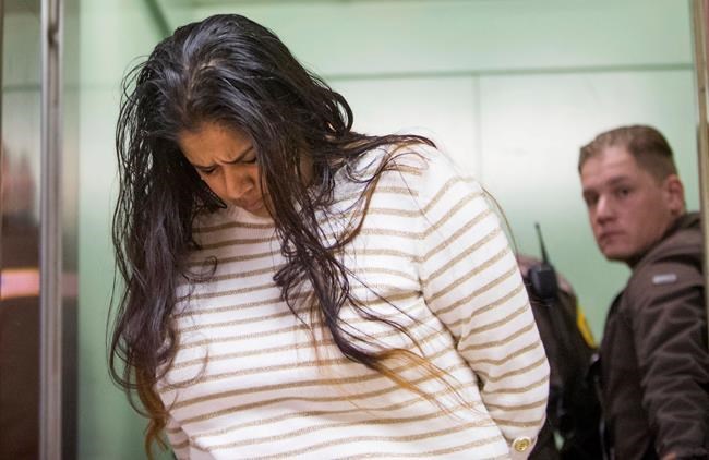 Indiana court tosses woman's feticide conviction | iNFOnews.ca CP345889905