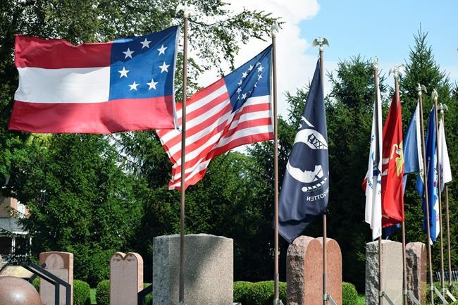 Early Confederate flag removed from Indiana war monument | iNFOnews.ca Early Confederate flag removed from Indiana war monument | iNFOnews.ca