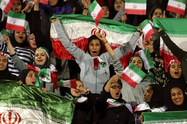 Iranian female soccer fan dies after setting herself on fire | iNFOnews.ca CP1636735712