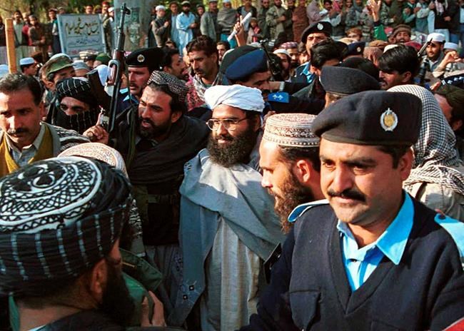 UN adds leader of outlawed Pakistan group to sanctions list | iNFOnews.ca