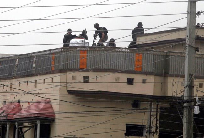 Shootout in northwest Pakistan kills policeman, 5 militants | iNFOnews.ca Shootout in northwest Pakistan kills policeman, 5 militants | iNFOnews.ca