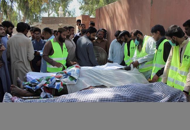 Authorities: Pakistan shrine custodian kills 20 | iNFOnews.ca