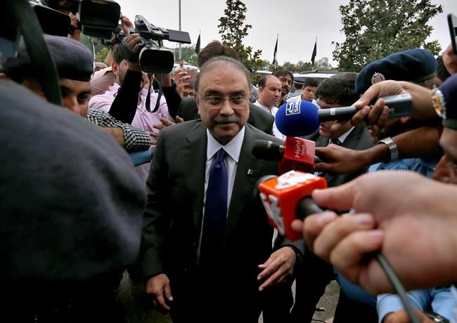 Ex-Pakistani leader's bail extended in money laundering case | iNFOnews.ca