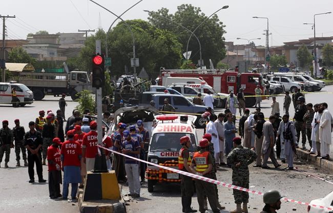 Separate attacks target Pakistan paramilitary force, kill 3 | iNFOnews.ca CP220528507